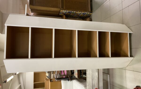 981  rohový bílý regál z Ikea 85x40x202cm vysoký za 1960Kč