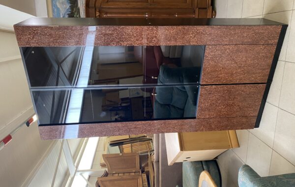841 prosklená dvouvitrina s osvětlením,černý korpus a sklo 100x40x210cm za 2450Kč