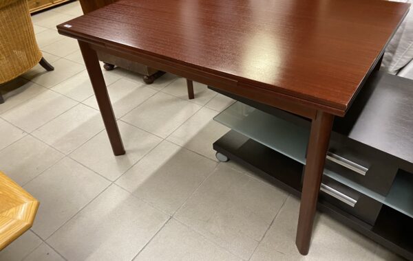 921  jídelní rozkládací stůl- mahagonový odstín 120x80x76,po rozložení 180cm ,cena 1580Kč