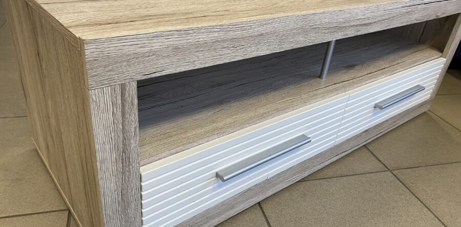 177 sonomo dub- televizní komoda 120x47x44cm za 1890Kč