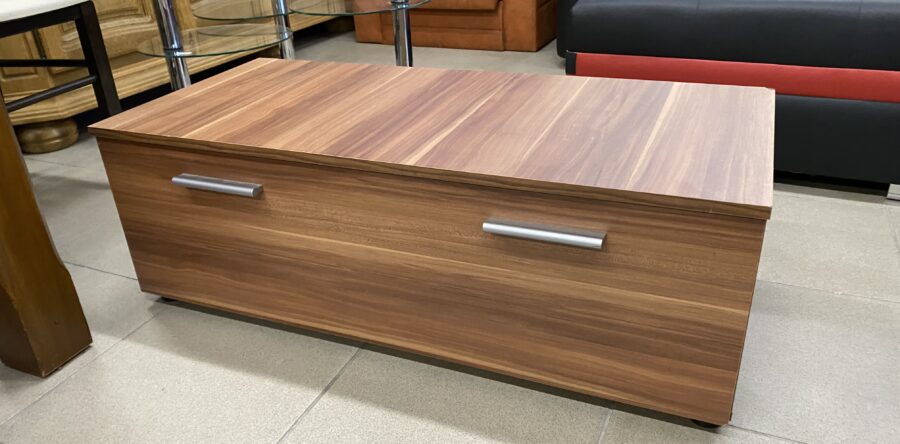 319 hnědý stolek s dvířky- bahenní dub 100x45x35cm 2x za 740Kč