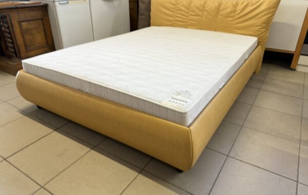 394 150cm dvoupostel – světlá ekokůže s velkým úložným prostorem za 4960Kč