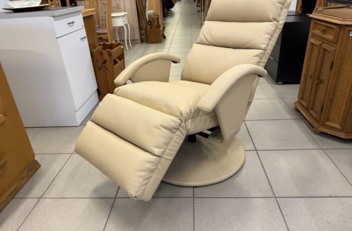 865 nové polohovatelné béžové křeslo 70x115cm za 2960Kč
