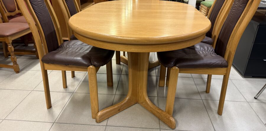 107 rozkládací dubový stůl 150x97x75c,.,po rozl.240x97cm a 6xdubová kožená židle za 9780Kč