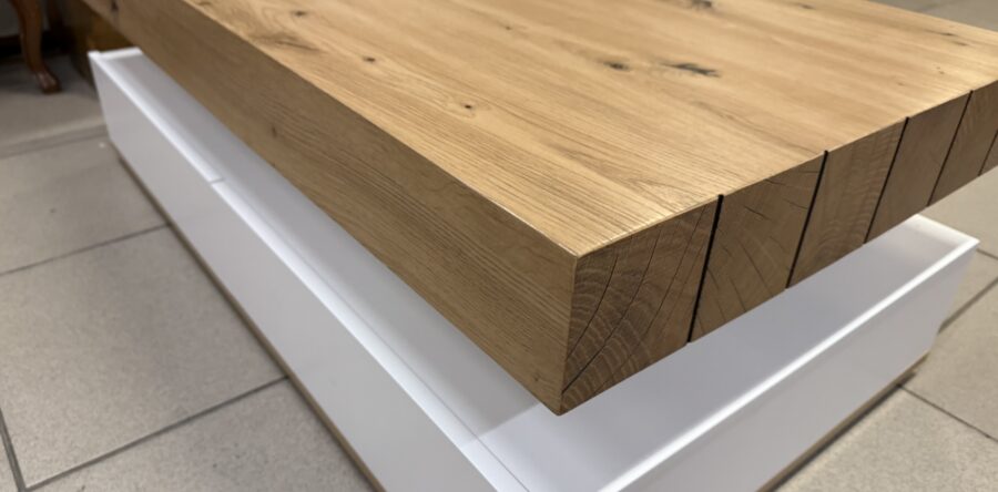 175 nový konf. stolek XXX Lutz dřevo+bílé šuplíky 110x60x38cm za 2580kč