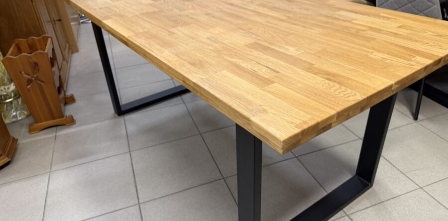 168 nový jídelní stůl dub Adamo z Mobelix 180x90x76cm za 4280Kč