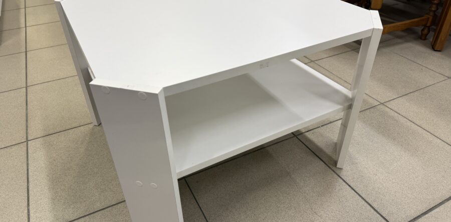 255 bílý nový konferenční stůl 70x70x43cm za 1160Kč