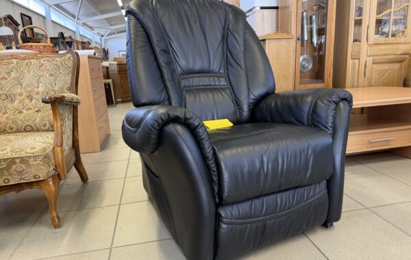 440 Himolla značkové polohovací křeslo z černé nappa kůže za 3790Kč