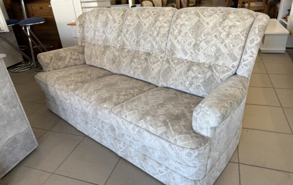 797 vysoká pohodlná pohovka ,celočalouněná i s zády 190cm za 3870Kč