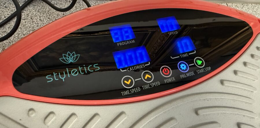 877 cvičební vibrační deska Styletics s deseti programy za 1650Kč