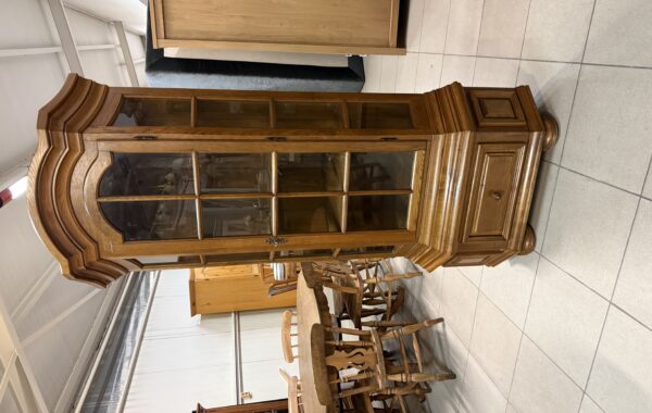 190 dubový rohový prosklený příborník s šuplíkem 60x60x200cm za 4980Kč