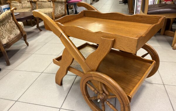 227 dubový servírovací + odkládací stolek 85x58x67cm za 2750Kč