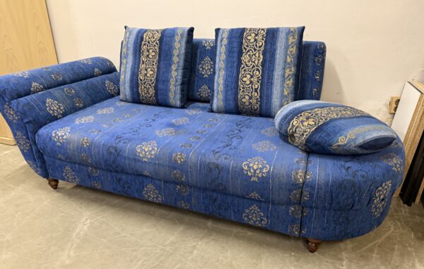 240 rozkládací pohovka 220cm s úložným prost.,postel vznikne 210x140cm za 4940Kč