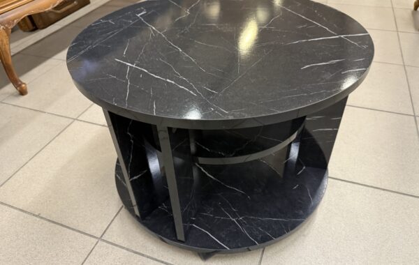 271 nový kulatý stolek na kolečkách mramor odstín ,průměru 63cm,vysoký 44cm za 1670Kč