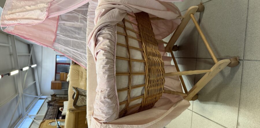 353 kolíbka-košatina na kolečkách 110x70x80cm za 870Kč