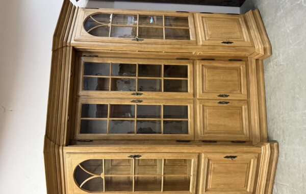 403 velká třídílná stěna z Belgického dubu 233x75x226cm ,jen voskovaná bez laku ,cena 17940Kč