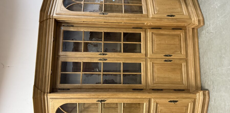 403 velká třídílná stěna z Belgického dubu 233x75x226cm ,jen voskovaná bez laku ,cena 17940Kč