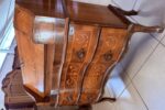 555 intarzovaná psací komoda -,,kalamář” 84x36x86cm za 4940Kč