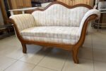 642 zámecké čalouněné elegantní sofá 155x60x97cm vysoké za 3890Kč