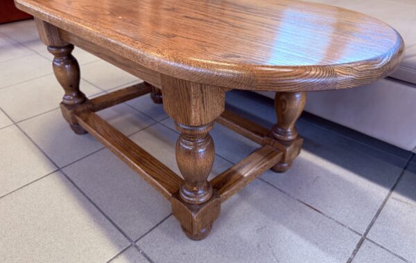 638 oválný dubový konf.stolek 118x55x50cm za 2190Kč