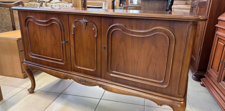 683 elegantní dvoudvéřová nízká komoda styl Antik 145x52x80cm za 2760Kč