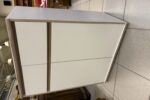 863 bílá dvoudvéřová komoda se šuplíky 80x48x103cm za 2940Kč